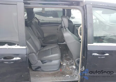 2010 Volkswagen Routan Se z USA, uszkodzony, nr VIN 2V4RW3D15AR306179